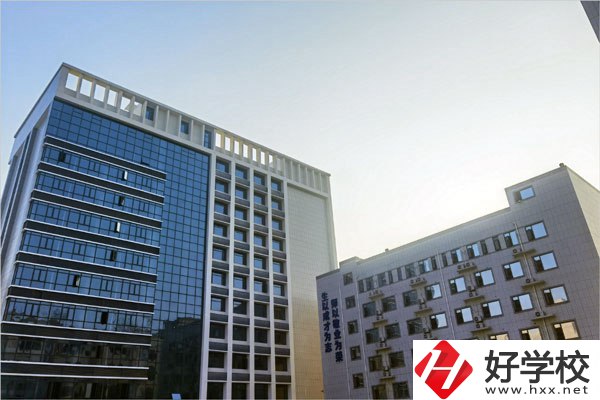 湖南智云技工學校怎么樣？有什么優(yōu)勢？