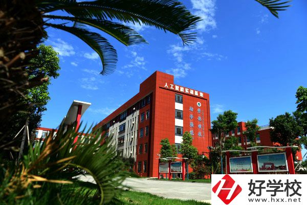 華容縣職業(yè)中專好不好？有什么推薦專業(yè)？