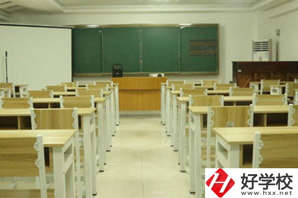 湖南長(zhǎng)沙藝術(shù)學(xué)校怎么樣，助學(xué)政策有哪些？