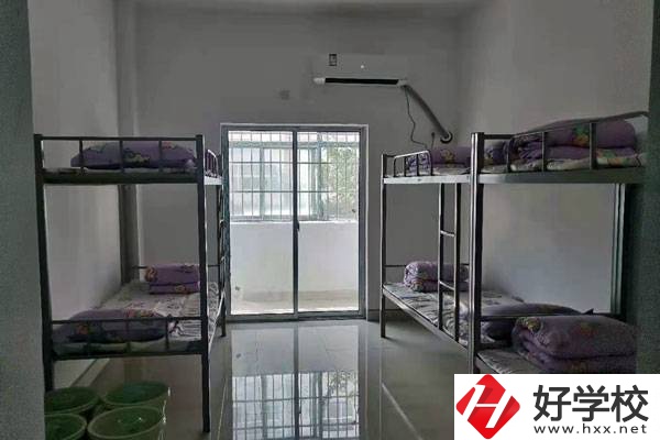 邵陽二紡機技工學校屬于大專嗎？有哪些招生專業(yè)？