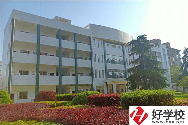 常德技校怎么樣？就讀技?？梢陨龑W(xué)嗎？