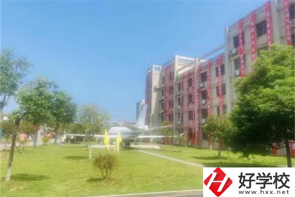 長沙經(jīng)貿(mào)職業(yè)中專有哪些招生專業(yè)？有哪些辦學(xué)優(yōu)勢？
