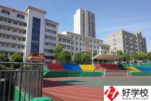 邵陽(yáng)市計(jì)算機(jī)普通中等專業(yè)學(xué)校是公辦嗎？辦學(xué)條件好嗎？