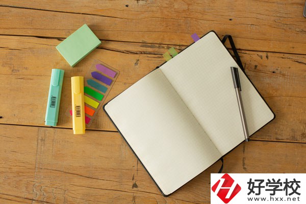 湖南省懷化工業(yè)中等專業(yè)學校好不好？學校環(huán)境怎么樣？