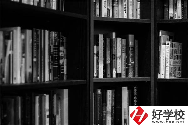 湖南初中畢業(yè)選3+2還是3+3？有五年制大專推薦嗎？