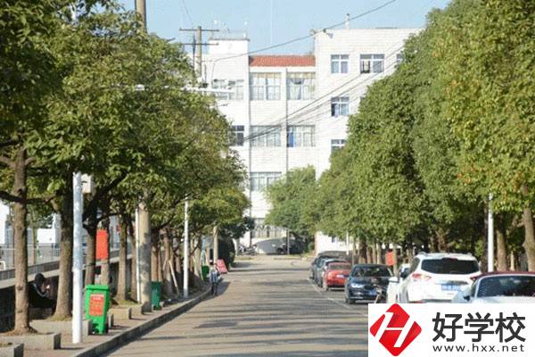 懷化經(jīng)開區(qū)有什么職校？開設(shè)了哪些專業(yè)？