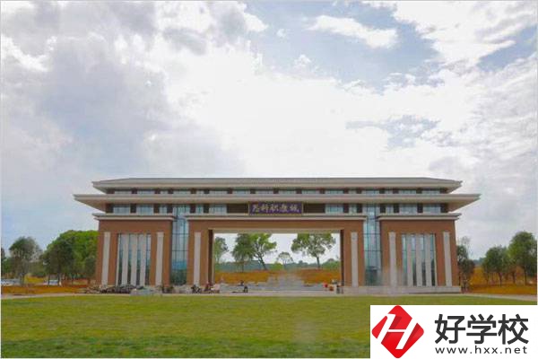 郴州思科中等職業(yè)學校在哪？是公辦的嗎？