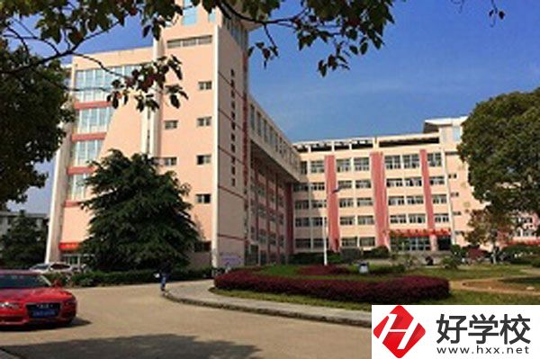 長(zhǎng)沙市現(xiàn)代服務(wù)職業(yè)中專(zhuān)學(xué)校發(fā)展如何？