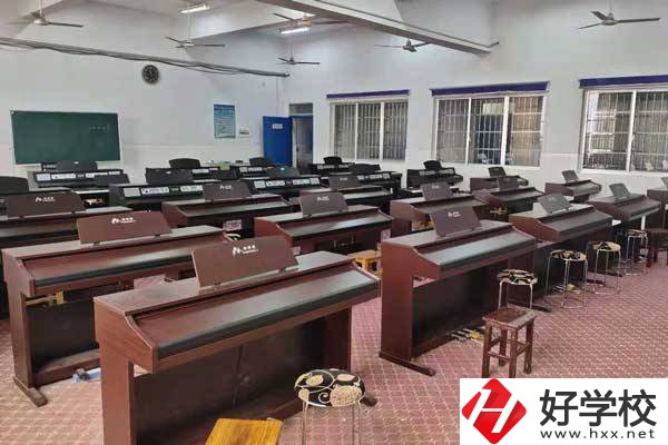 岳陽市第一職業(yè)中等專業(yè)學(xué)校怎么樣？得過哪些榮譽？
