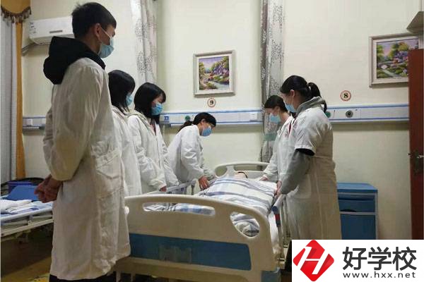 往屆初中畢業(yè)生也能讀中專嗎？湖南有哪些合適的學(xué)校？