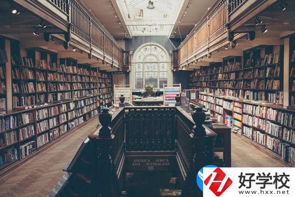 長沙岳麓區(qū)有哪些民辦職校？好不好？