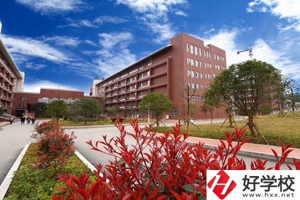 張家界航空工業(yè)職業(yè)技術學院航空專業(yè)有哪些報考要求？