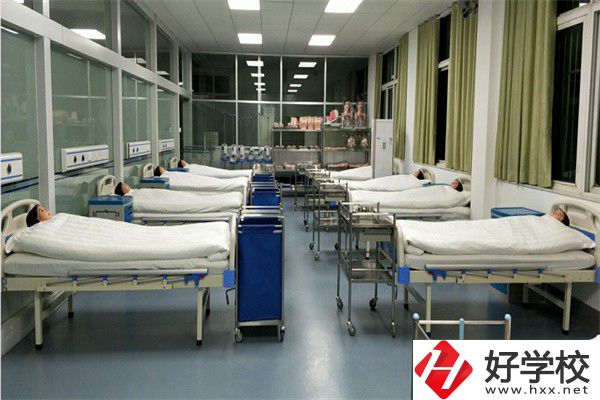 株洲鐵航衛(wèi)生中等職業(yè)技術(shù)學(xué)校的實(shí)訓(xùn)條件好不好？