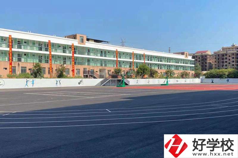 衡陽市文華藝術(shù)學(xué)校有哪些專業(yè)？