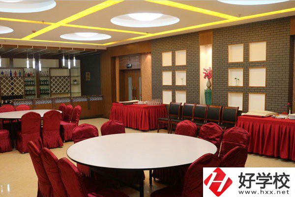 張家界旅游類中職有哪些？學(xué)校有什么特色？