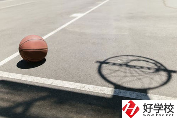 湖南省商業(yè)職業(yè)中等專業(yè)學校怎么樣？宿舍怎么樣？
