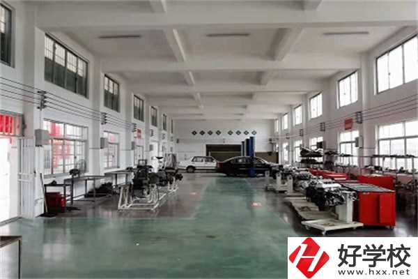 婁底重點中專有哪些？好進嗎？