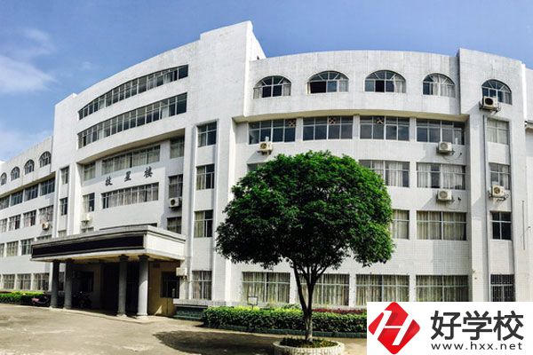 漣源工貿(mào)職業(yè)中專學(xué)校有什么熱門專業(yè)？學(xué)什么有前途？