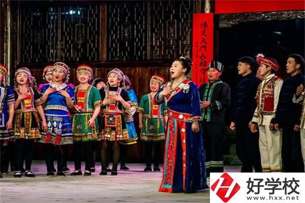 婁底有哪些公辦職高？職高和中專有什么區(qū)別？