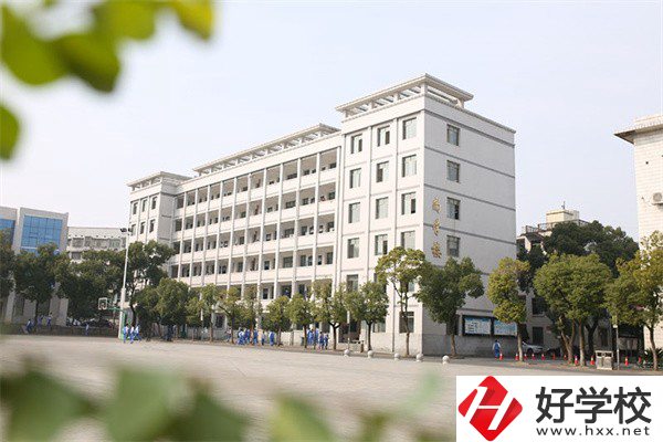 益陽幼兒保育專業(yè)中職有哪些？收費如何？
