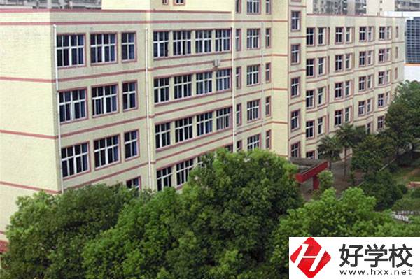 初中畢業(yè)讀中專，郴州工業(yè)交通學(xué)校好不好？